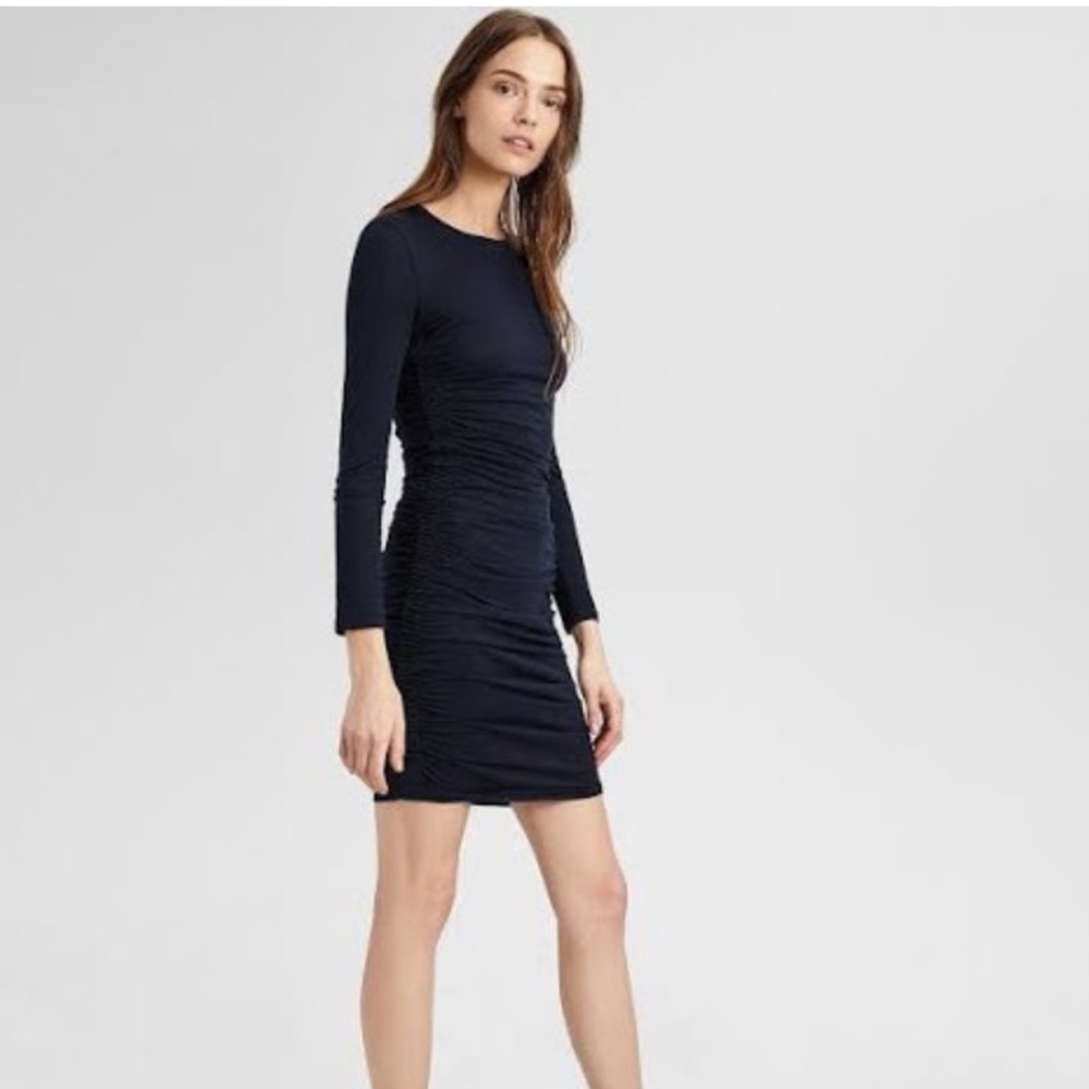 NWT Theory long sleeve ruched dress